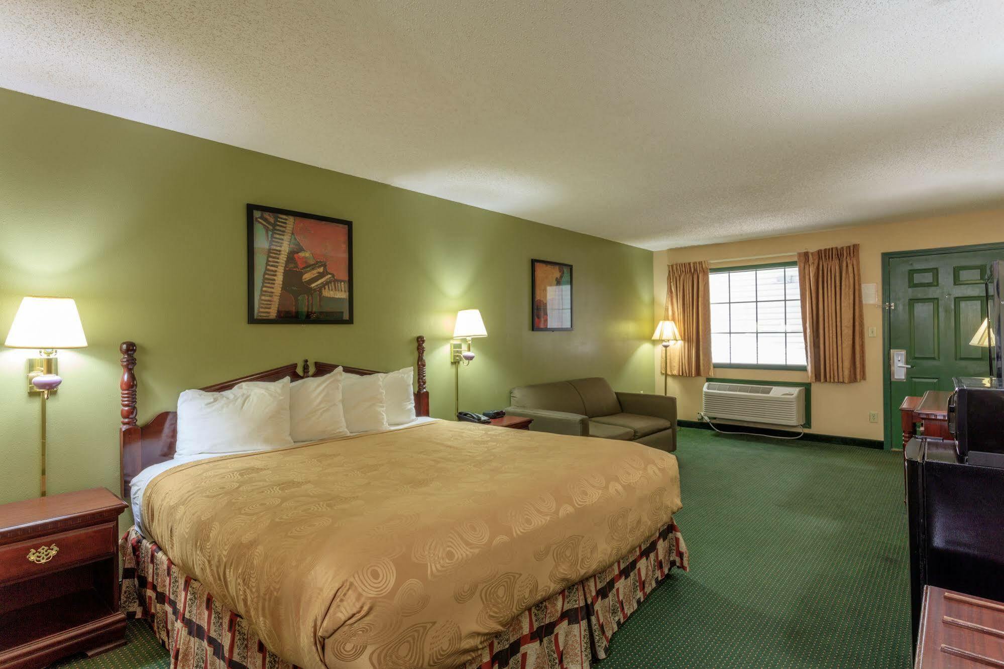 Angel Inn Near Imax, A Travelodge By Wyndham Branson Exterior foto